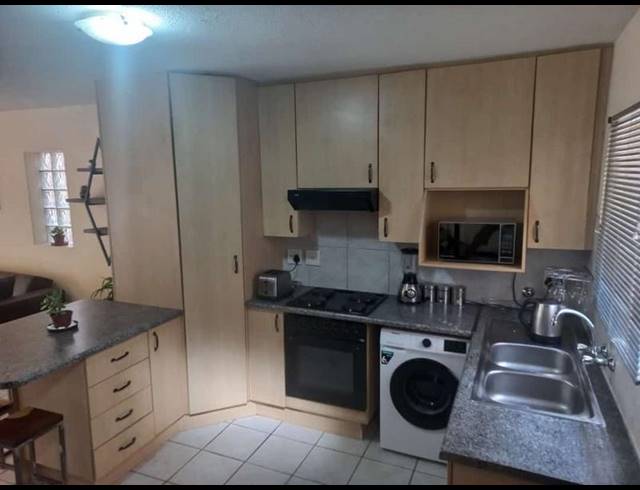 2 BEDROOM PROPERTY TO RENT IN BIRCHLEIGH